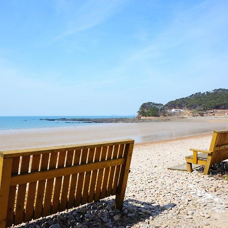 Taean Sea Pension Exterior photo